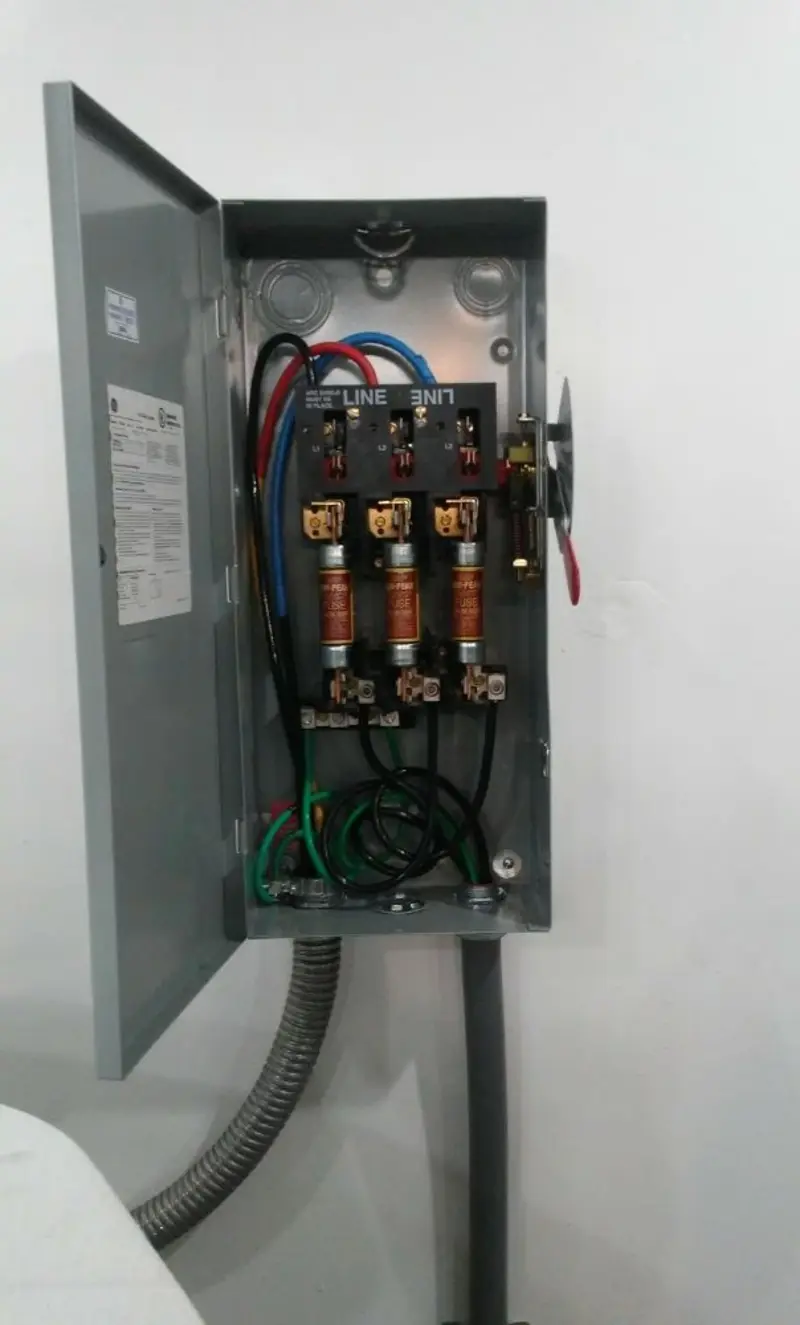 Three-phase disconnect switch installed for Electrical Wiring & Rewiring in Tuscarora